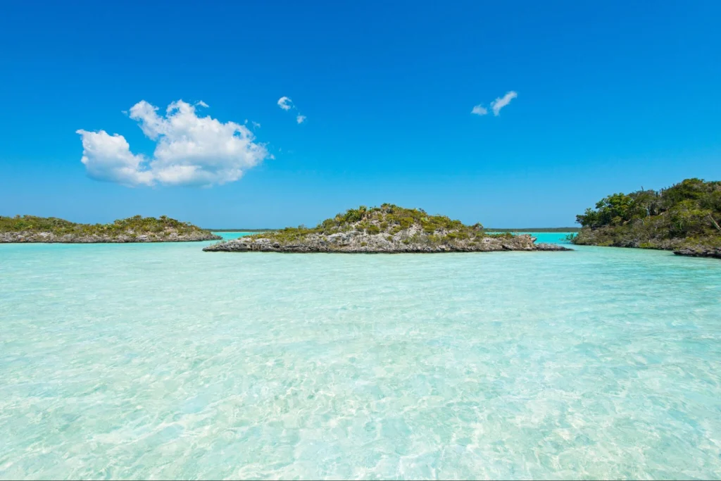 Chalk Sound National Park - Turks and Caicos - Paradise Carts